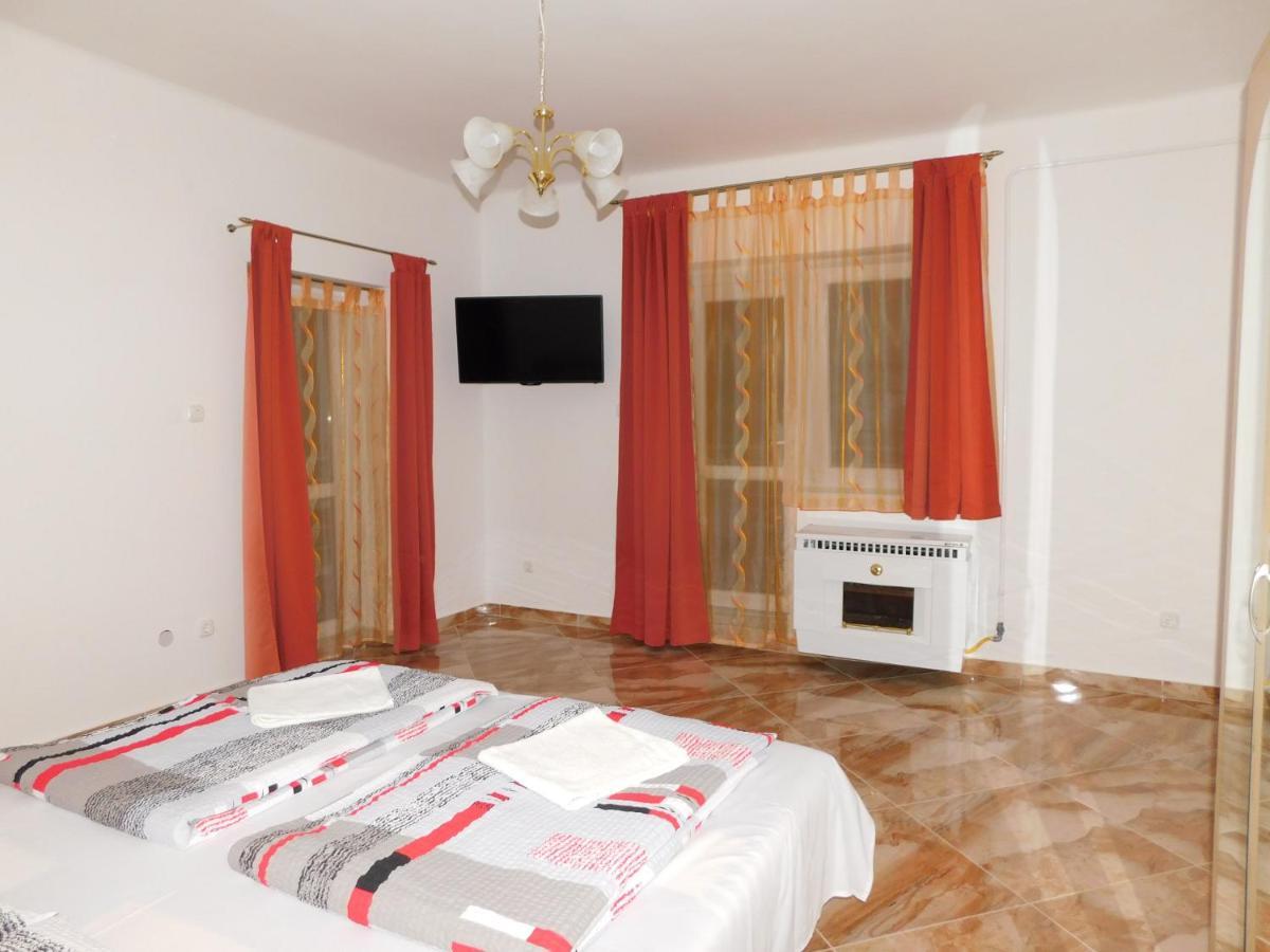 Szamoca Vendeghaz Hotel Miskolc Buitenkant foto